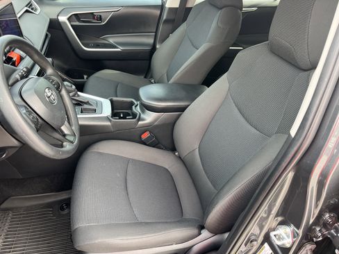 Certified 2024 Toyota RAV4 LE FWD image 15