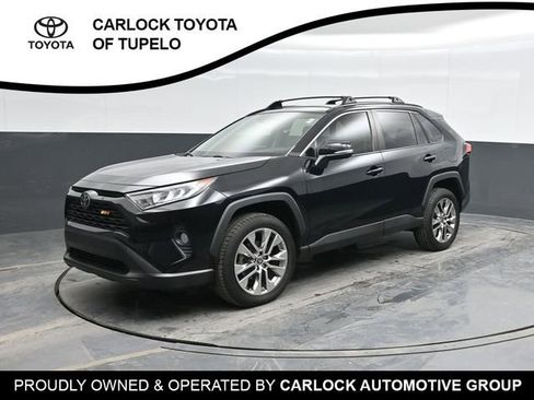 Used 2021 Toyota RAV4 XLE Premium image 1