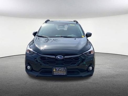 Certified 2025 Subaru Crosstrek 2.0i Premium image 3