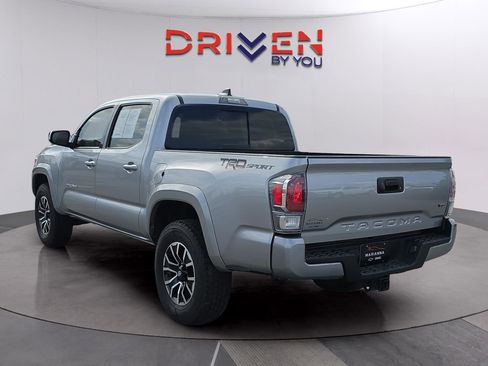 Used 2021 Toyota Tacoma TRD Sport RWD image 3