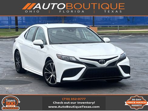Used 2021 Toyota Camry SE FWD image 1
