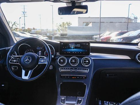 Used 2020 Mercedes-Benz GLC 300 image 16