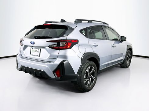 Used 2024 Subaru Crosstrek 2.0i Premium image 9