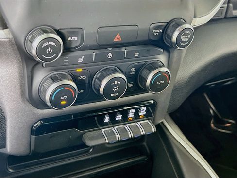 Used 2021 RAM 1500 Big Horn AWD/4WD image 15