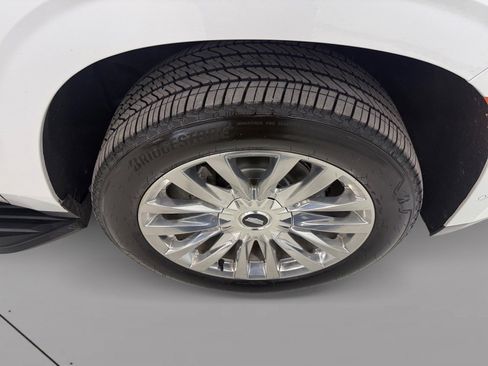 Certified 2023 Cadillac Escalade Premium Luxury image 14