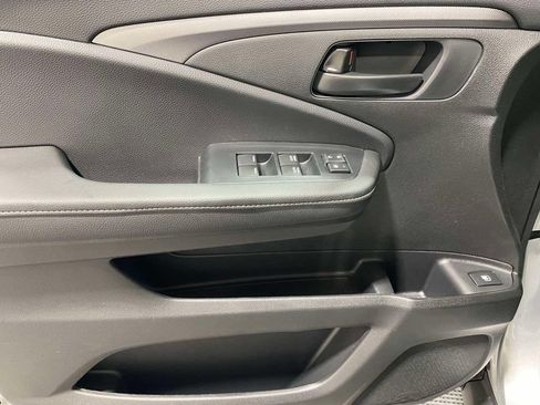 New 2026 Honda Ridgeline Sport image 18