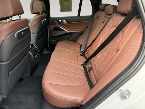 Certified 2025 BMW X5 xDrive40i w/ Climate Comfort Package image 13