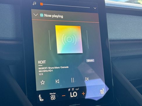 Used 2023 Polestar Polestar 2 w/ Pilot Pack image 18