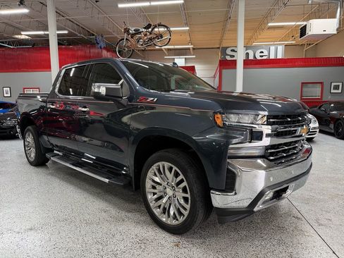 Used 2021 Chevrolet Silverado 1500 LTZ w/ LTZ Premium Package image 8