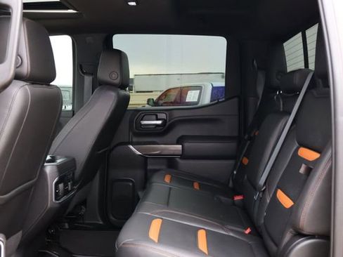 Used 2024 GMC Sierra 2500 Pro w/ Convenience Package image 10