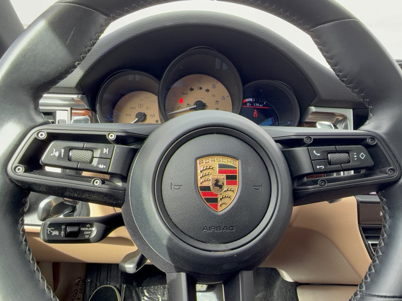 Certified 2023 Porsche Macan S AWD/4WD image 10