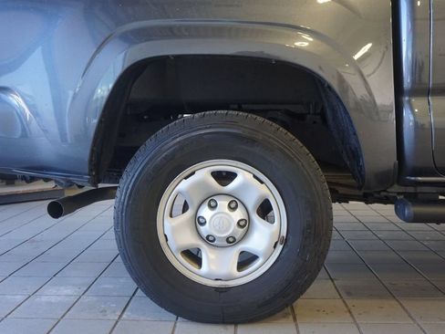 Used 2023 Toyota Tacoma SR AWD/4WD image 22