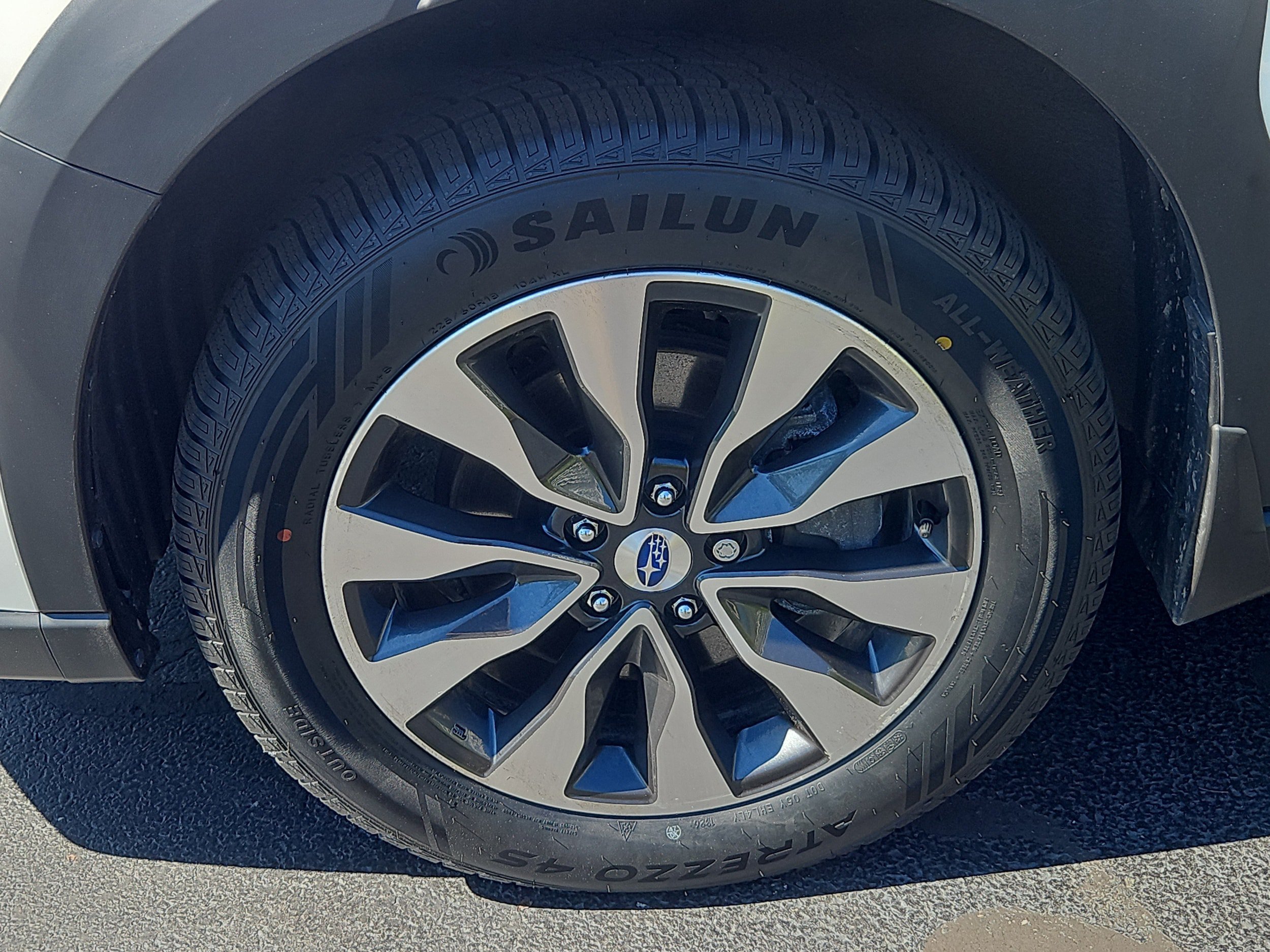 Certified 2024 Subaru Outback Touring AWD/4WD image 4