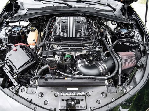 Used 2019 Chevrolet Camaro ZL1 RWD image 20
