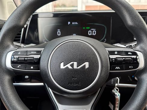 Used 2023 Kia Sportage LX AWD/4WD image 33