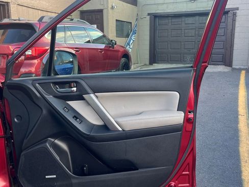 Used 2014 Subaru Forester 2.5i Touring image 11