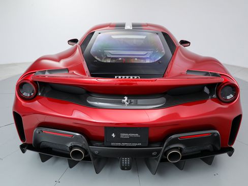 Certified 2019 Ferrari 488 Pista Coupe image 41