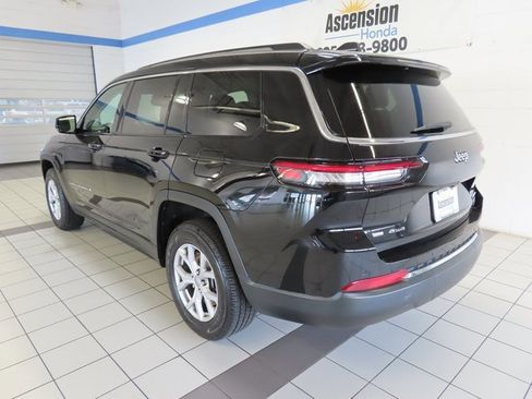 Used 2021 Jeep Grand Cherokee L Limited image 11
