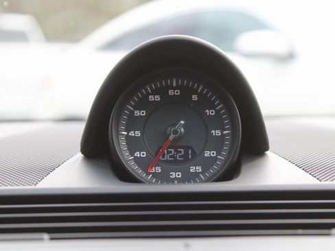 Used 2018 Porsche Panamera 4S image 54