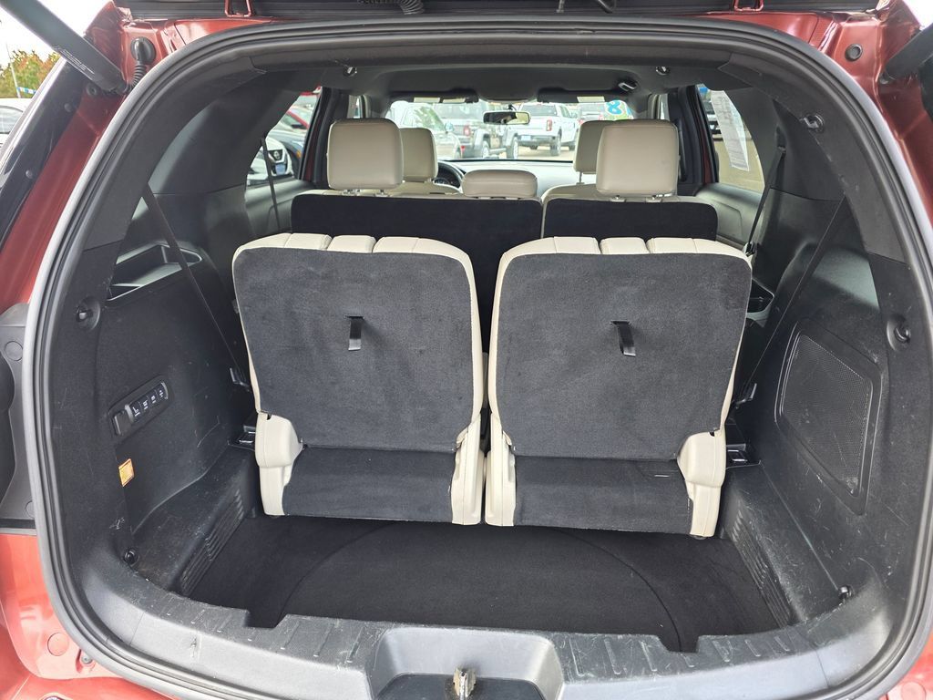 Used 2018 Ford Explorer Limited AWD/4WD image 22