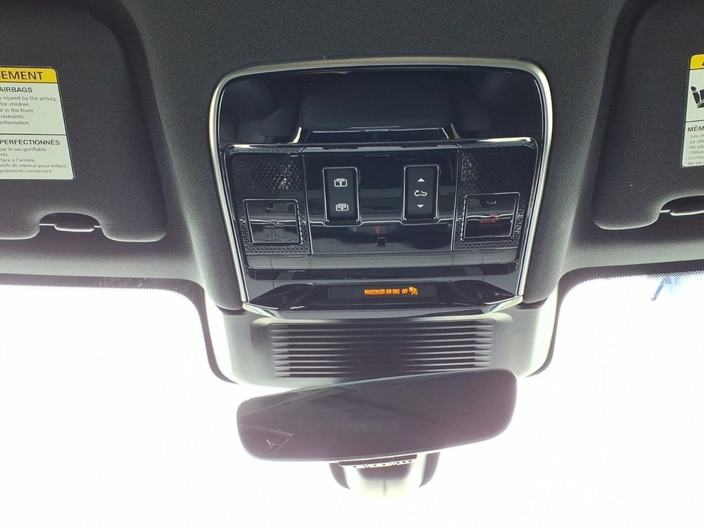 New 2026 Land Rover Range Rover Sport SE AWD/4WD image 23