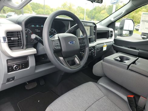 New 2026 Ford F250 XL w/ STX Appearance Package image 15