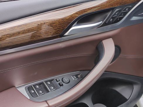 Used 2019 BMW X3 xDrive30i w/ Premium Package image 15