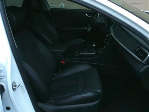 Used 2020 Kia Optima Premium image 24