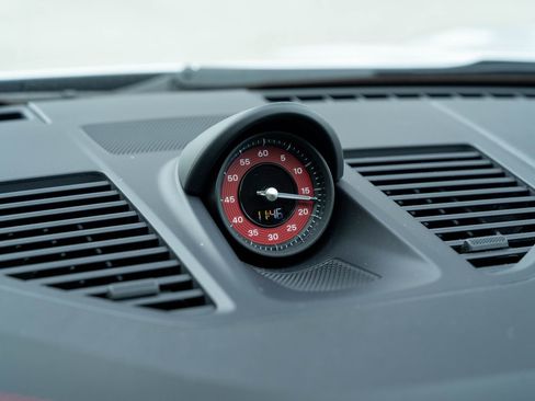 Certified 2022 Porsche 911 Carrera GTS RWD image 27