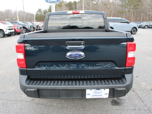Used 2022 Ford Maverick Lariat image 7