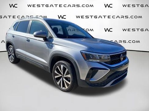 Used 2024 Volkswagen Taos SE FWD image 24