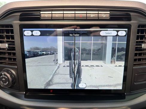 Used 2024 Ford F150 Lariat w/ FX4 Off-Road Package image 29