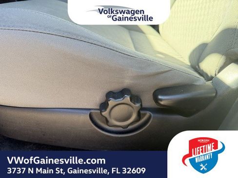 Used 2020 Toyota Tacoma SR image 15