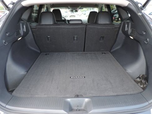 Used 2025 Nissan Murano SV AWD/4WD image 19