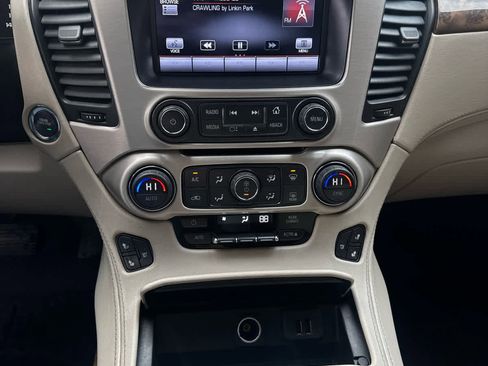 Used 2015 GMC Yukon Denali w/ Touring Package image 11