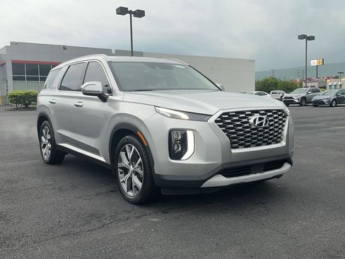 Used 2022 Hyundai Palisade SEL w/ Convenience Package AWD/4WD image 3