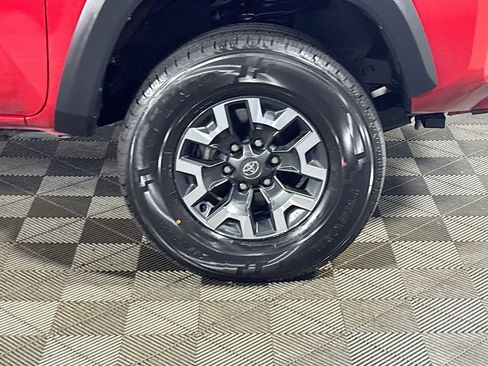 Used 2022 Toyota Tacoma TRD Off-Road image 22