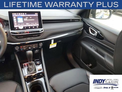 New 2026 Jeep Compass Latitude AWD/4WD image 15