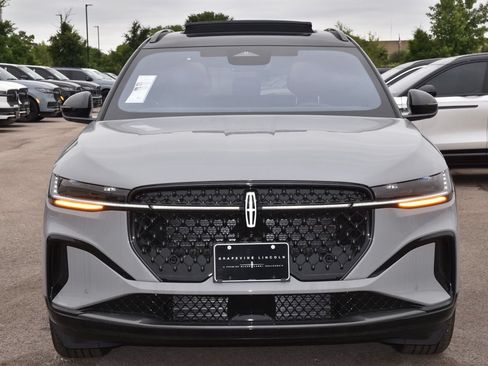 New 2026 Lincoln Nautilus Reserve w/ Jet Appearance Package AWD/4WD image 2