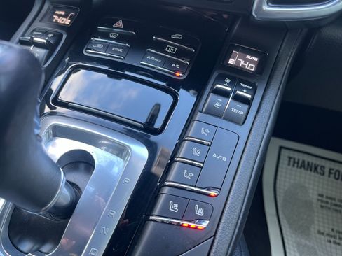 Used 2015 Porsche Cayenne Diesel image 33