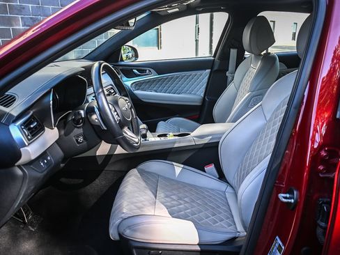 Used 2023 Genesis G70 3.3T w/ Sport Prestige Package AWD/4WD image 8
