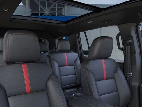 New 2026 Chevrolet Traverse RS image 24