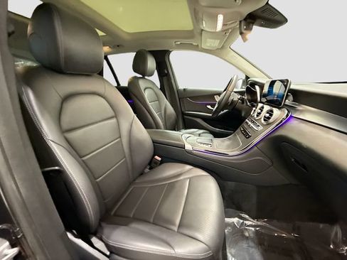 Used 2021 Mercedes-Benz GLC 300 image 12