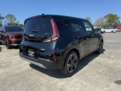 New 2025 Kia Soul EX image 8