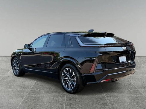 Used 2024 Cadillac Lyriq Sport w/ LPO, Floor Liner Package AWD/4WD image 12
