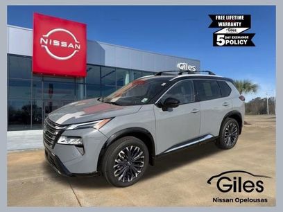 Used 2025 Nissan Rogue Platinum w/ Platinum Premium Package