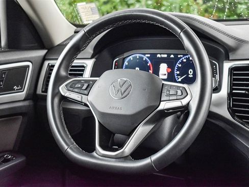 Used 2021 Volkswagen Atlas SEL Premium image 14