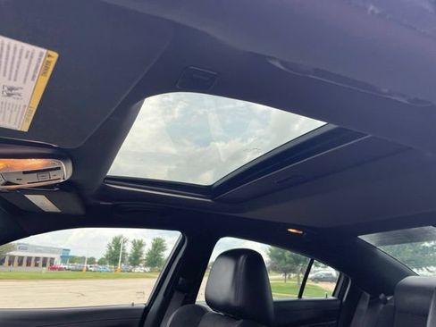 Used 2022 Dodge Charger Scat Pack w/ Plus Group RWD image 8