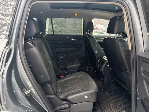 Used 2020 Volkswagen Atlas SEL R-Line image 12