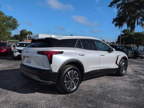 Used 2024 Chevrolet Blazer EV LT AWD/4WD image 4